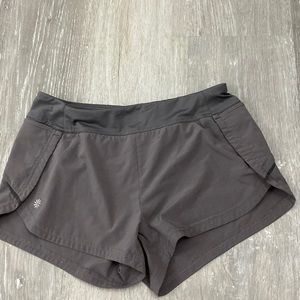 athleta girl grey shorts